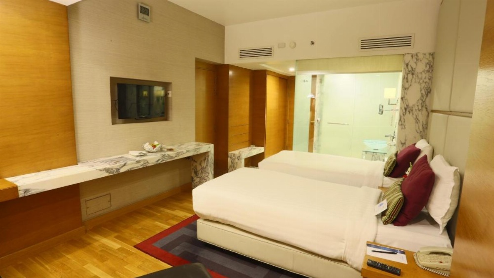 Room image 3