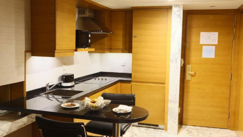 Room image 3